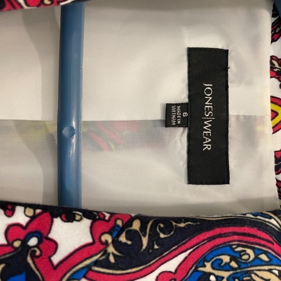 Fun patterned blazer - size 6 - Jones Wear - Picture 2 of 4